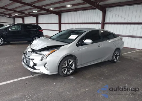 2017 Toyota Prius Three Touring z USA, uszkodzony, nr VIN JTDKARFU8H3544728